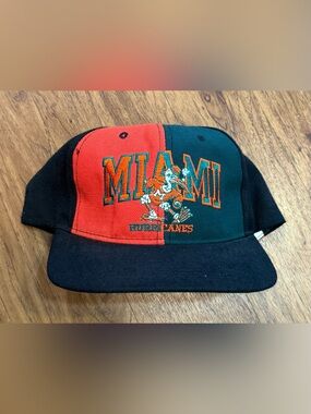 Vintage 90’s Miami Hurricanes Snap Back Color Block Magic Sam Jung Bee Authentic